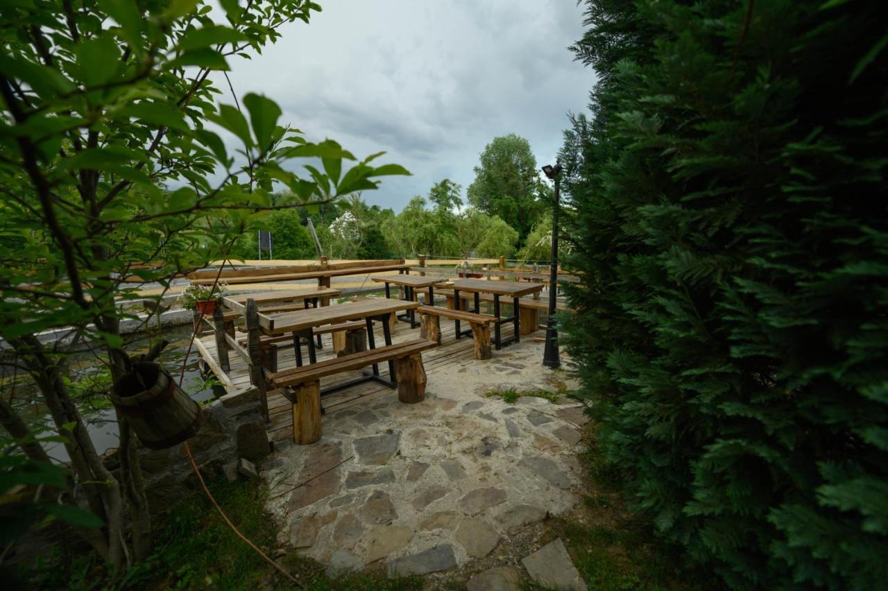 La pintea haiducu Deseşti Exterior foto