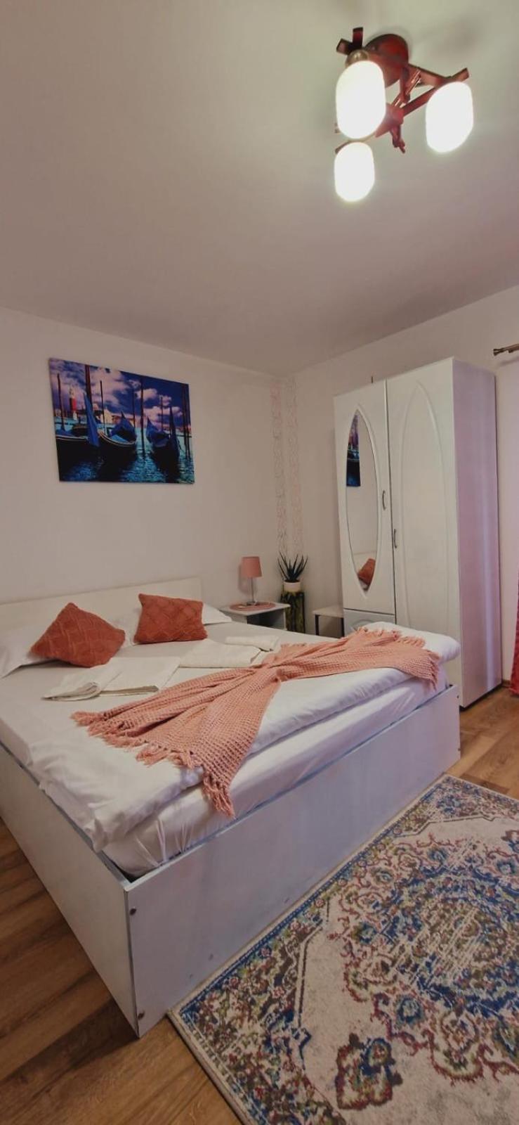 La pintea haiducu Deseşti Exterior foto